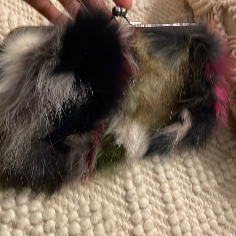 Color Fur Clutch 🪷💐🥀